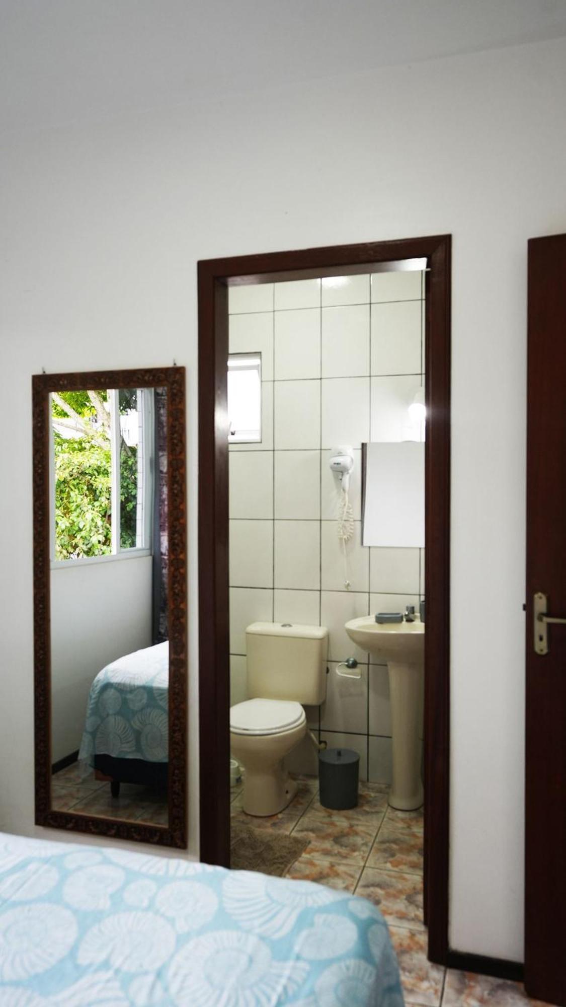 Residencial Adolfo - Mestre Naro Bombinhas Exterior photo