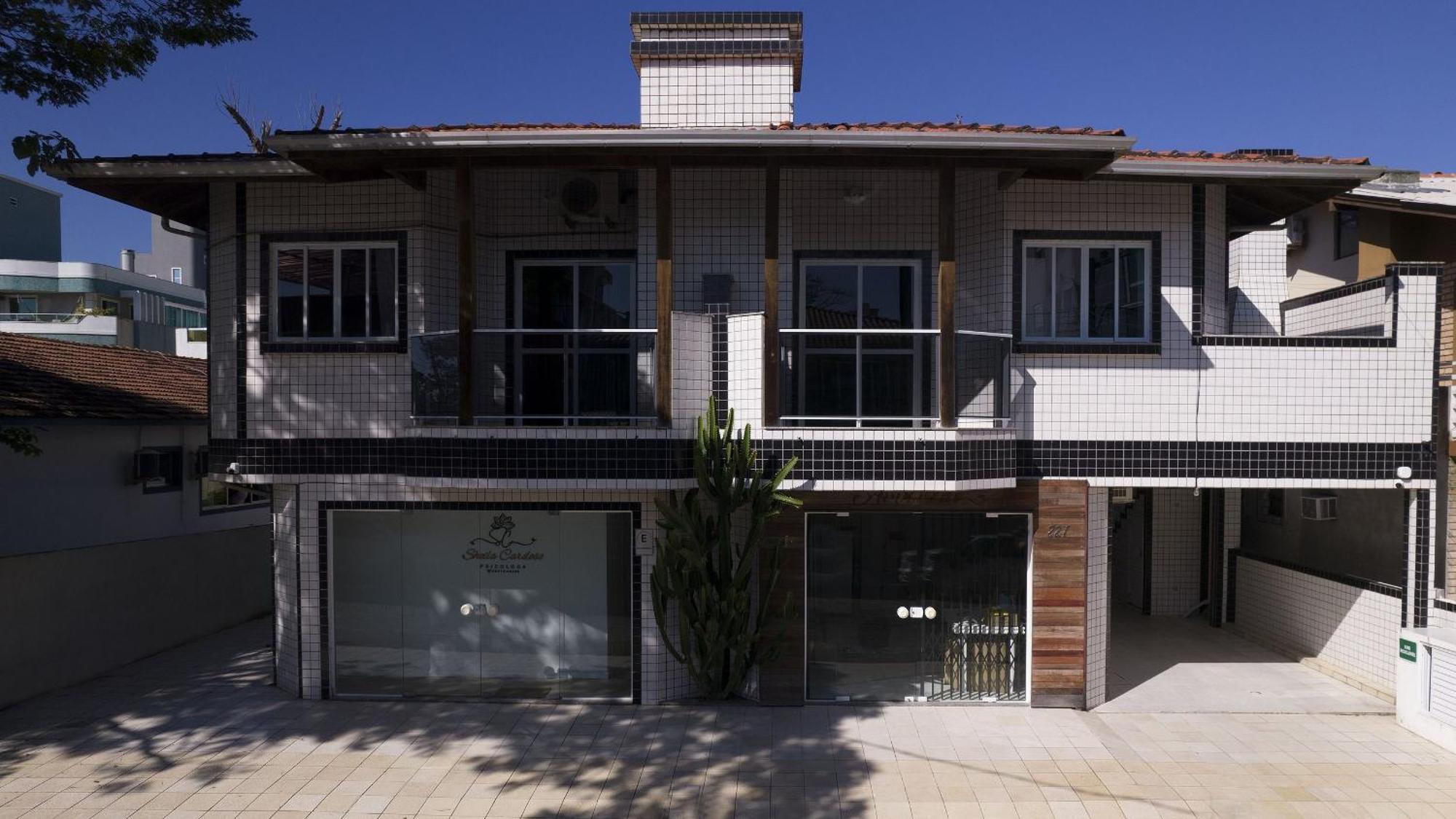 Residencial Adolfo - Mestre Naro Bombinhas Exterior photo